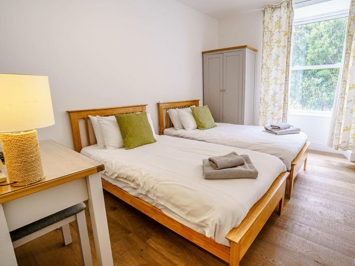 Gwbert Holiday Cottages, Green Meadow Кардиган Екстериор снимка